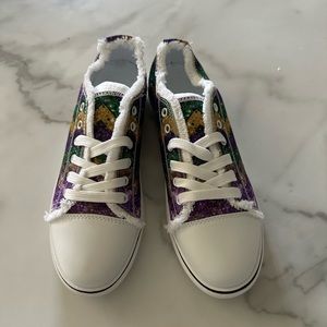 Women’s size 8 Mardi Gras shoes